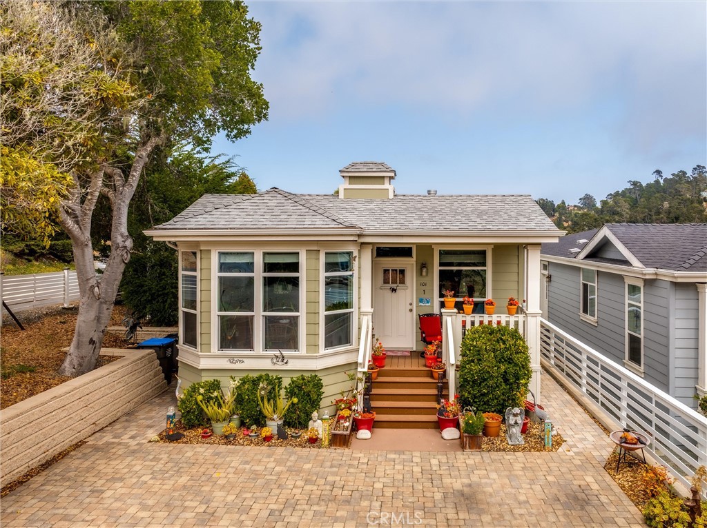 1460 Main Street, Unit 101 Cambria, CA 93428 - Photo 28 of 35