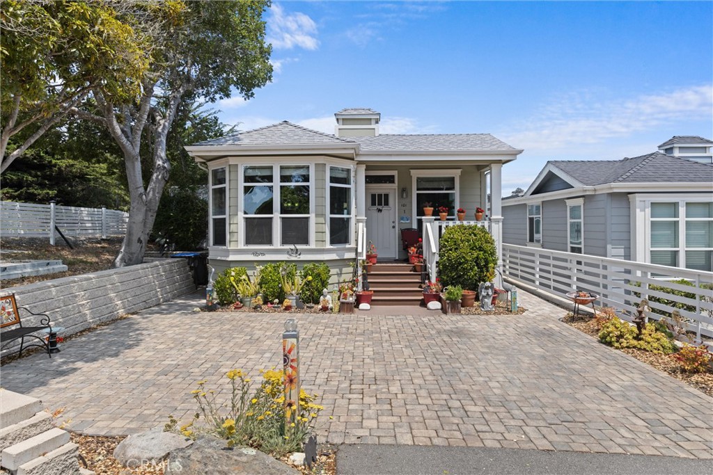 1460 Main Street, Unit 101 Cambria, CA 93428 - Photo 3 of 35