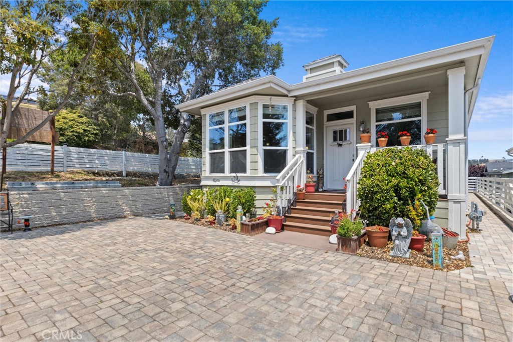 1460 Main Street, Unit 101 Cambria, CA 93428 - Photo 5 of 35