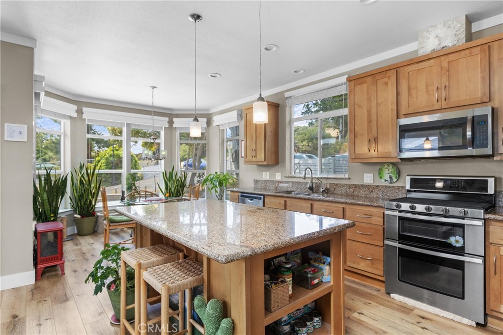 1460 Main Street, Unit 101 Cambria, CA 93428 - Photo 10 of 35