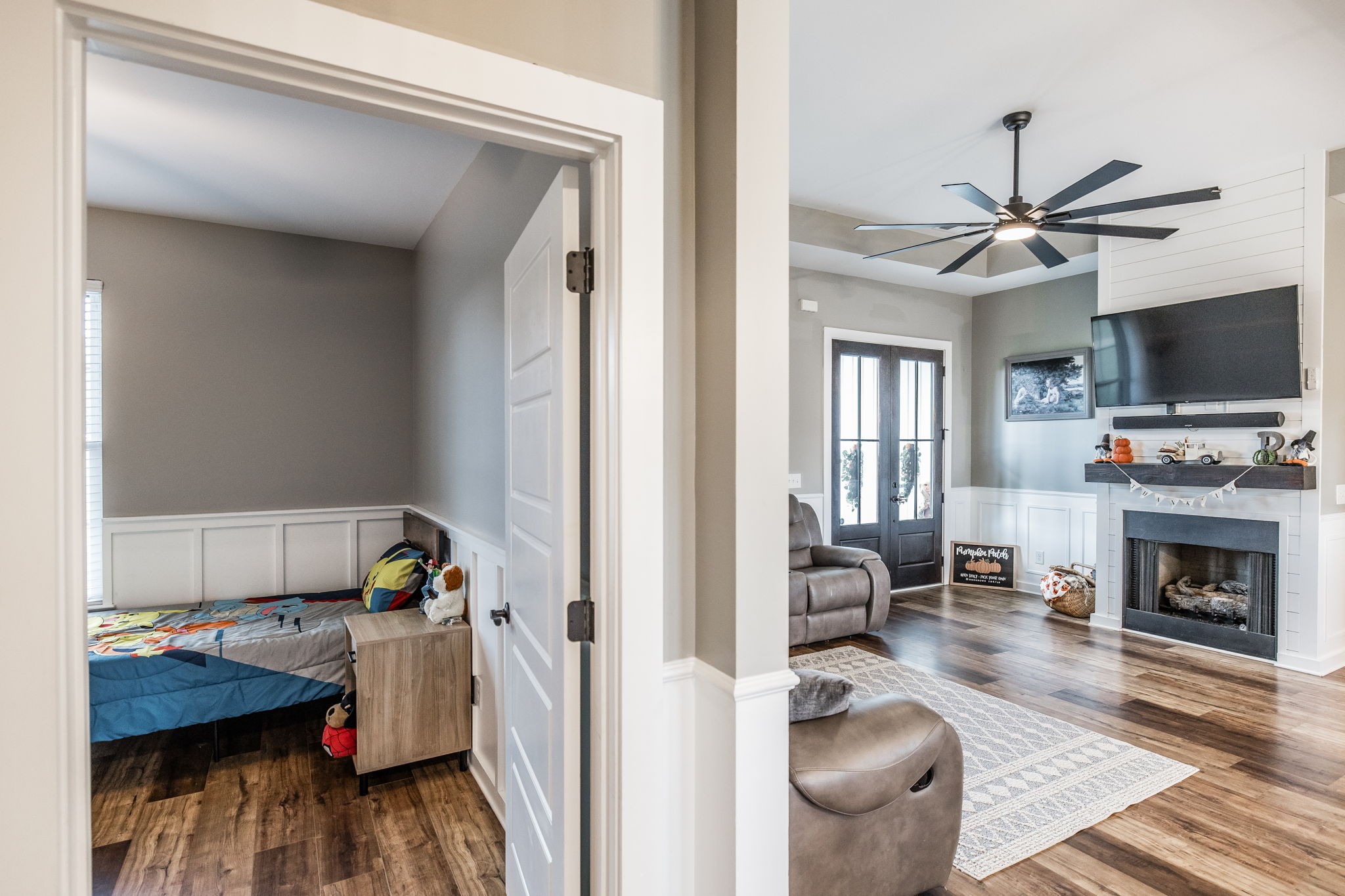 721 New Deal Potts Road Cottontown, TN 37048 - Photo 38 of 73 a living room with furniture and a fireplace