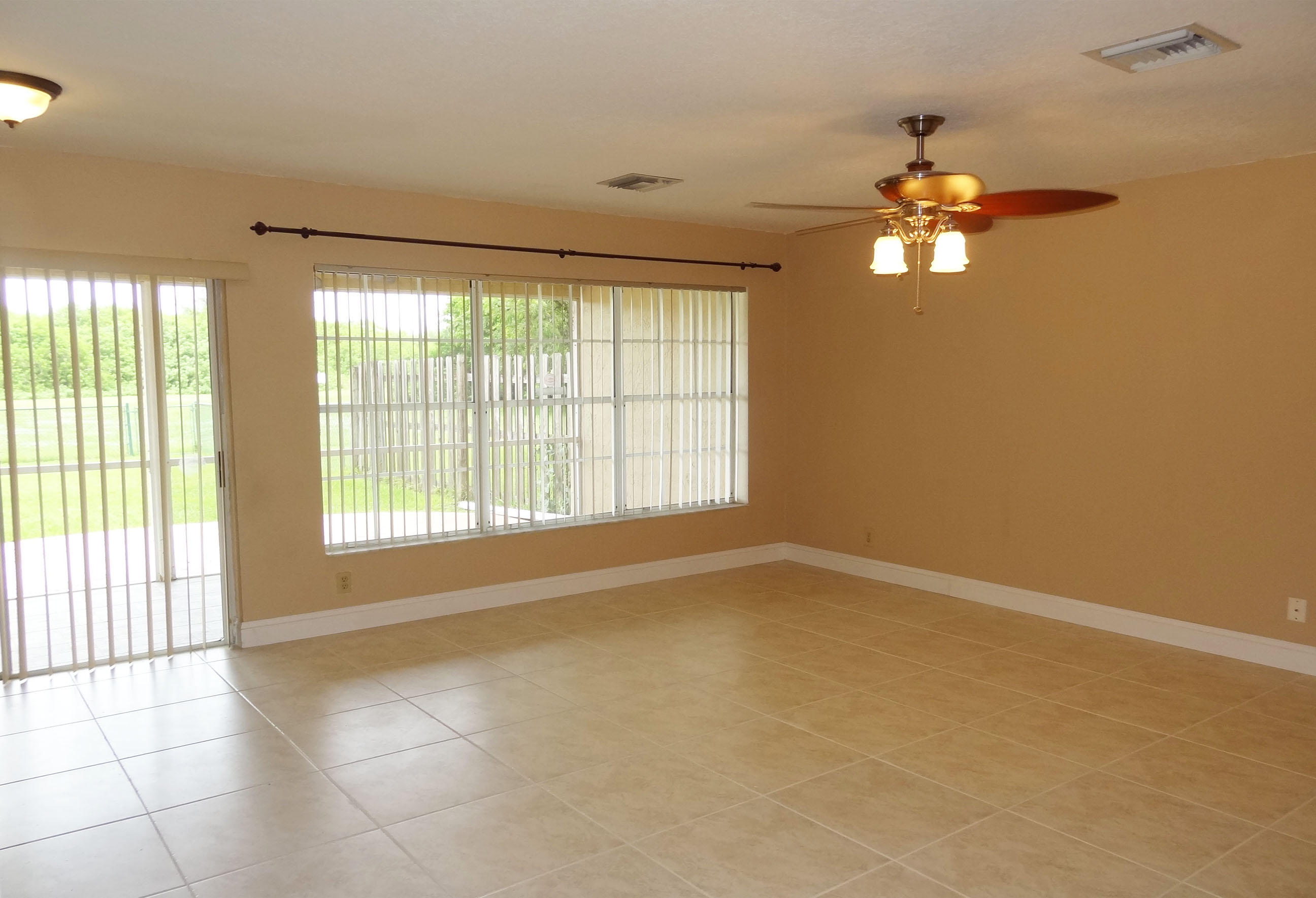 12911 Elmford Lane Boca Raton, FL 33428 - Photo 18 of 23 DSC05379