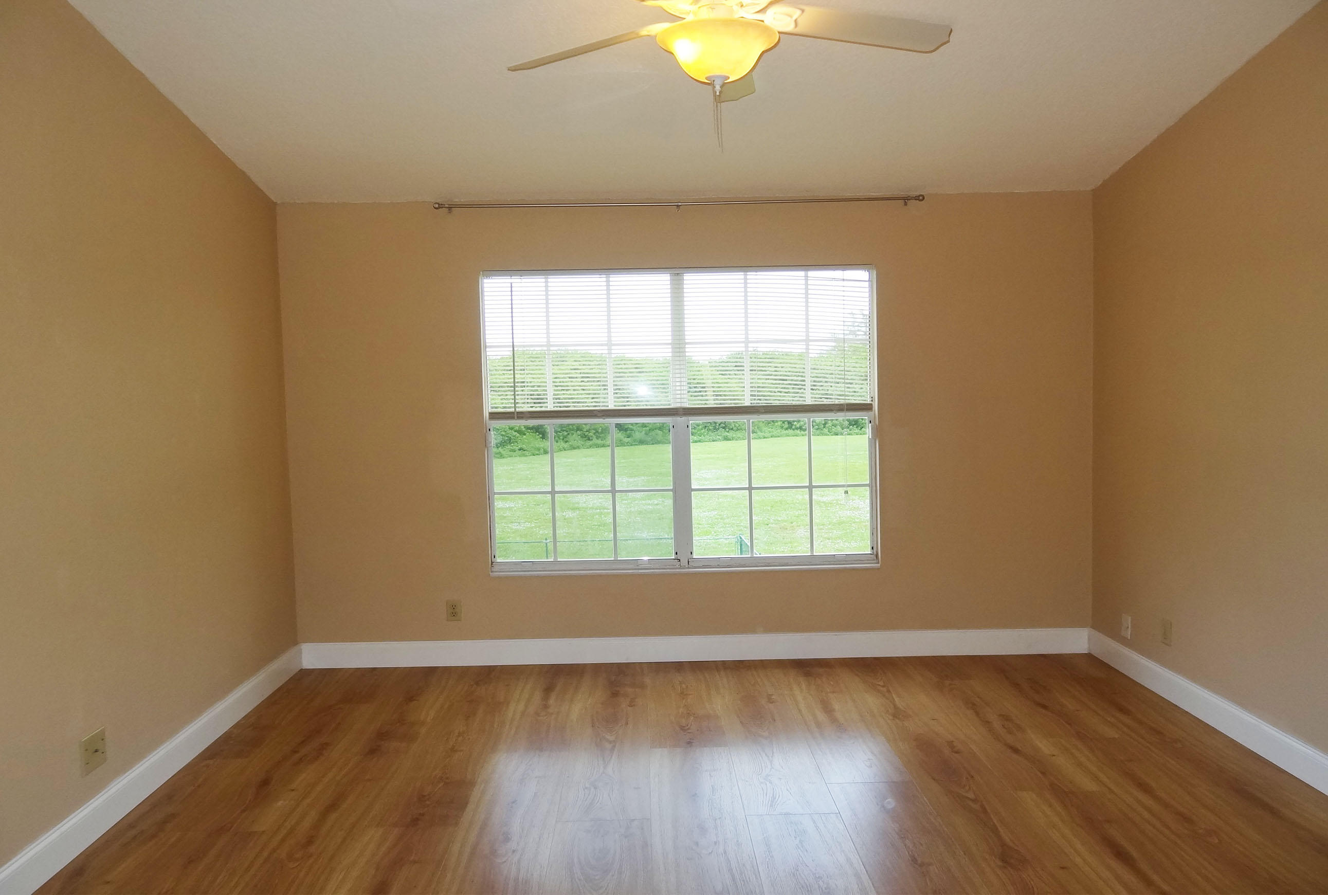 12911 Elmford Lane Boca Raton, FL 33428 - Photo 6 of 23 DSC05387