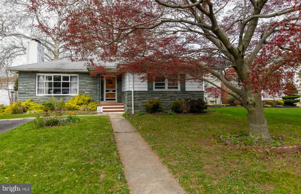 $365,000 | 111 Atkins Avenue, Hamilton, NJ 08610