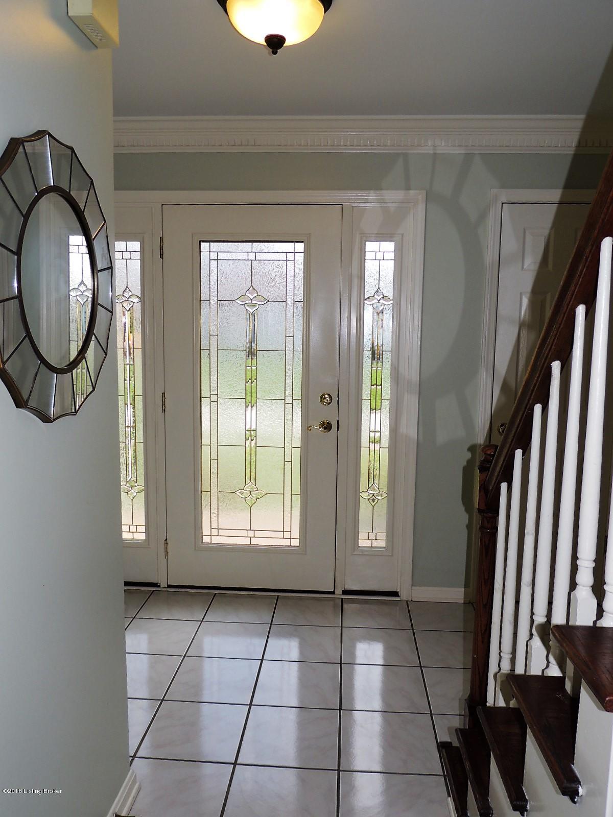 8213 Lacevine Road Louisville, KY 40220 - Photo 11 of 86 DSCN6567