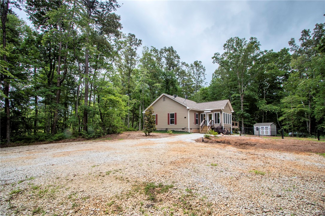 321 Land Bridge Road Mountain Rest, SC 29664 - Photo 8 of 43 Gallery Image 8