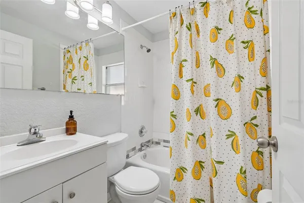 $505,000 | 2301 West Eldred Drive, Tampa, FL 33603