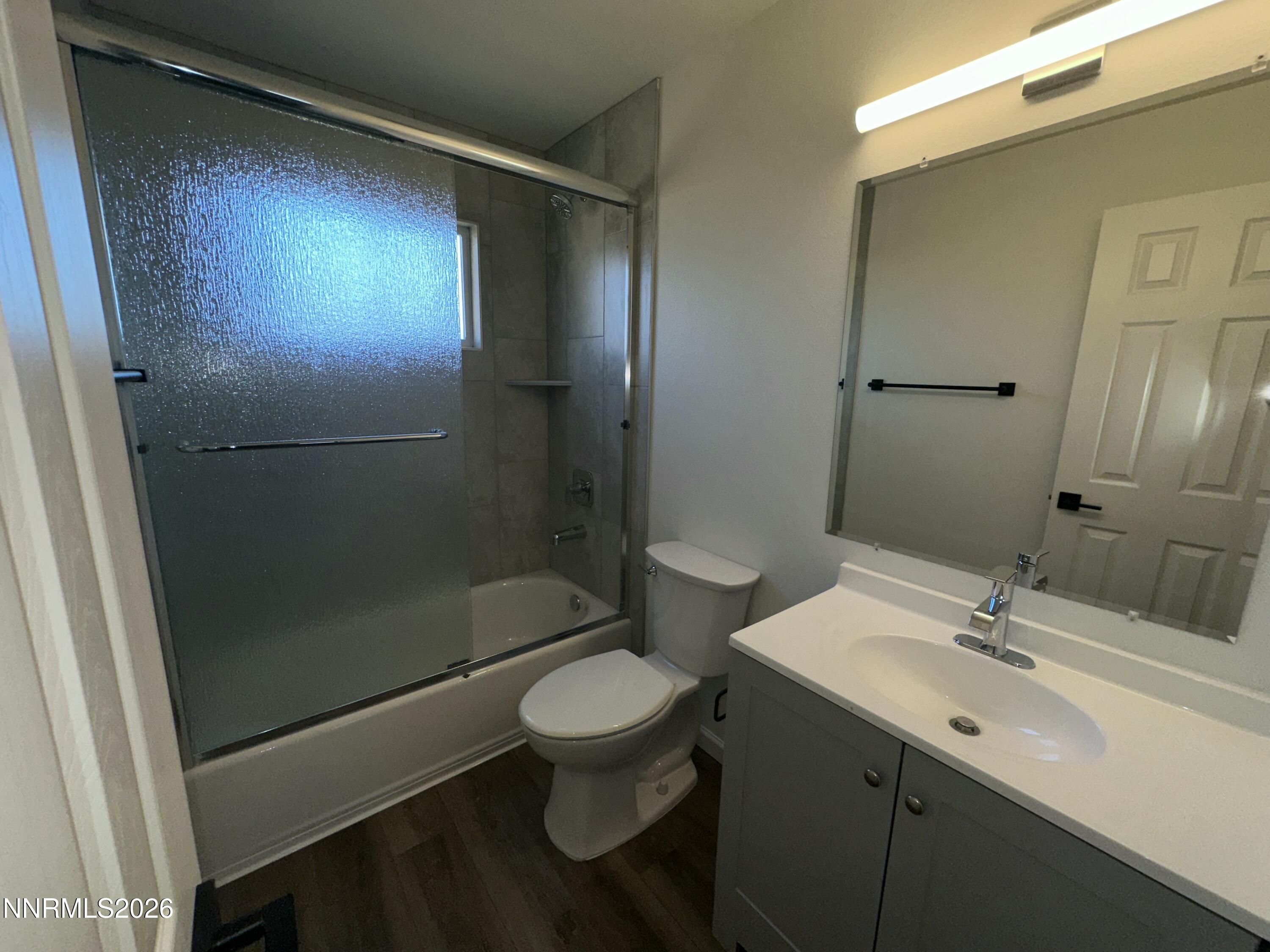 2350 Orange Lane Reno, NV 89502 - Photo 13 of 16 20251212_185257887_iOS