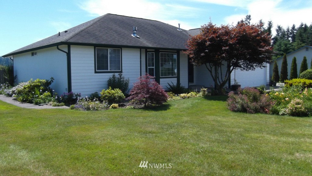 8627 194th Avenue Southwest Rochester, WA 98579 - Photo 3 of 14