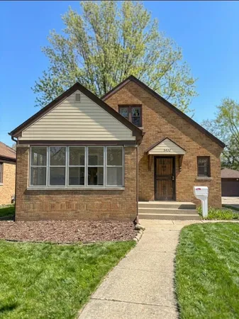 $199,900 | 3422 Fremont Street, Rockford, IL 61103