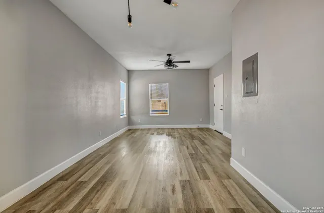 $1,575 | 1803 Texas, San Antonio, TX 78228