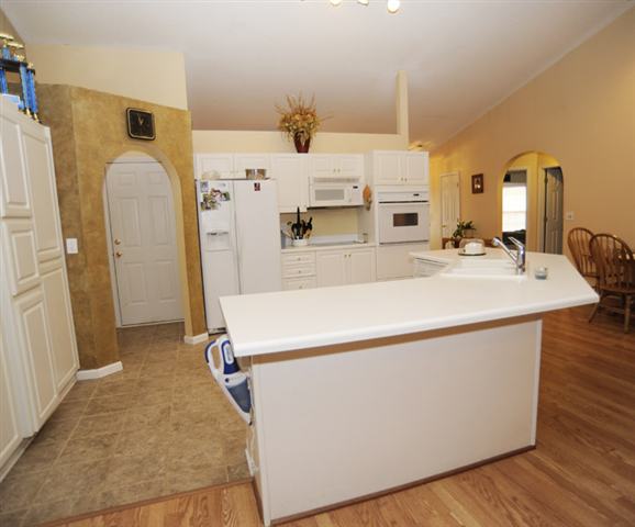 216 Cornelson Drive Greer, SC 29651 - Photo 4 of 10