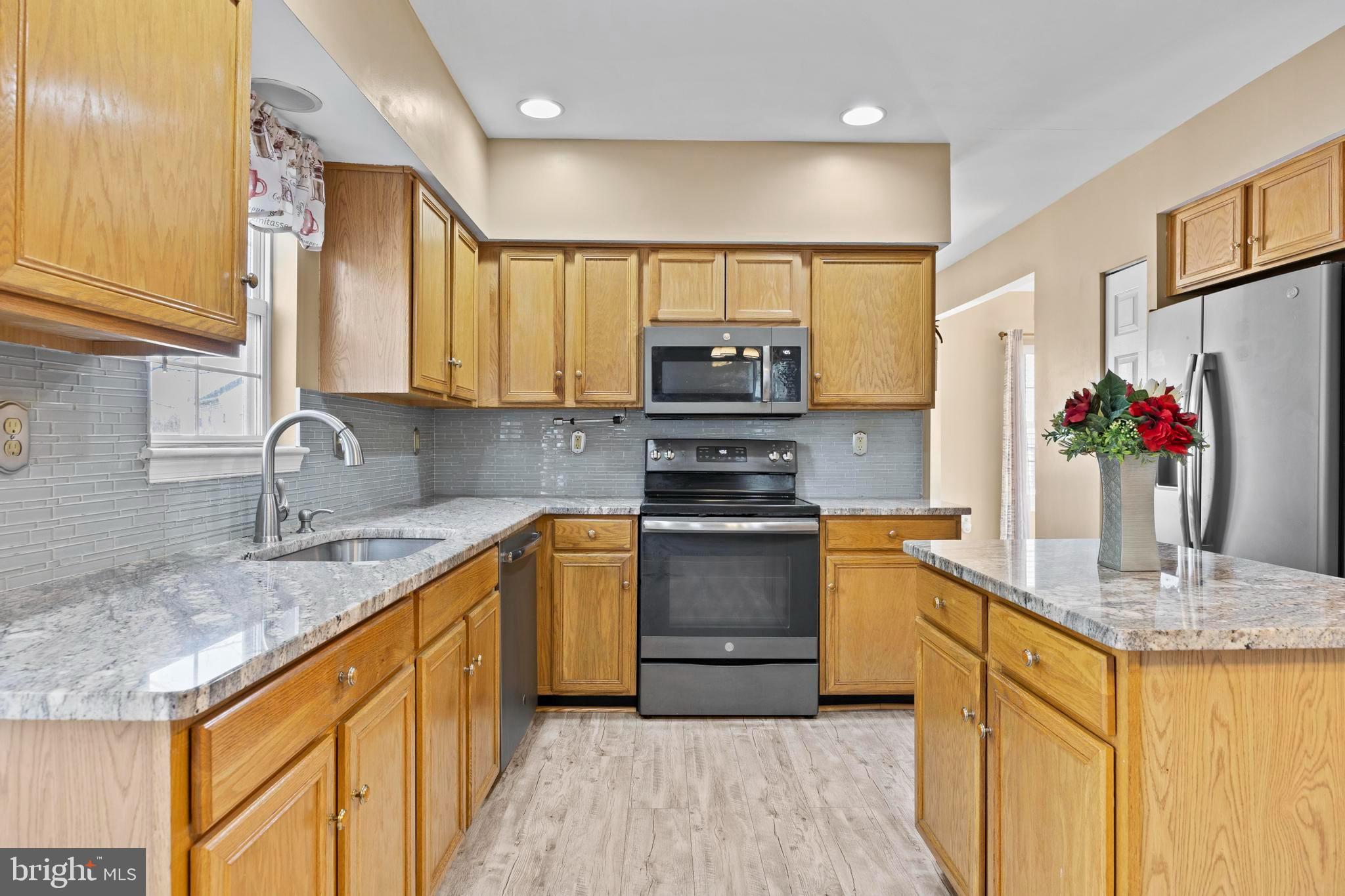 9046 Tarpleys Circle Baltimore, MD 21237 - Photo 17 of 61