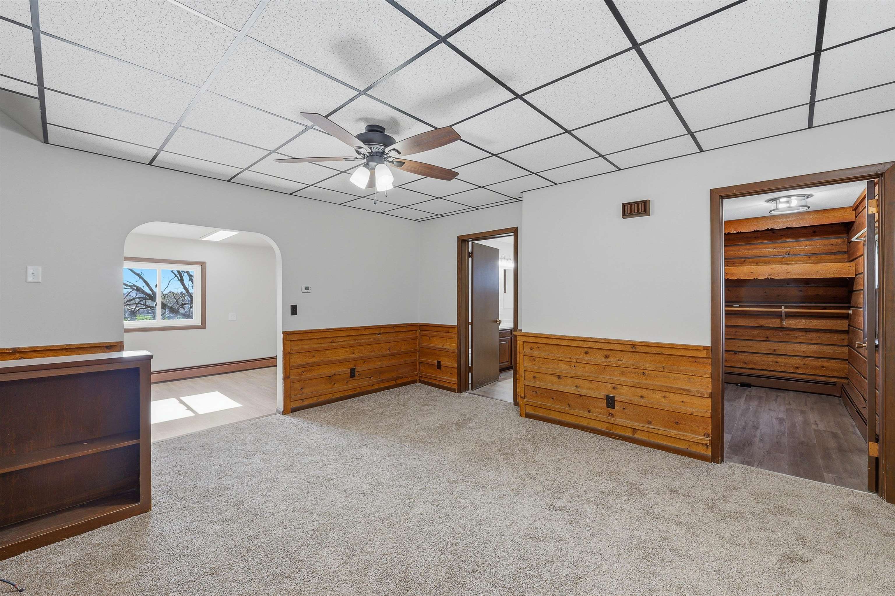 370 North Main Street Juneau, WI 53039 - Photo 11 of 26