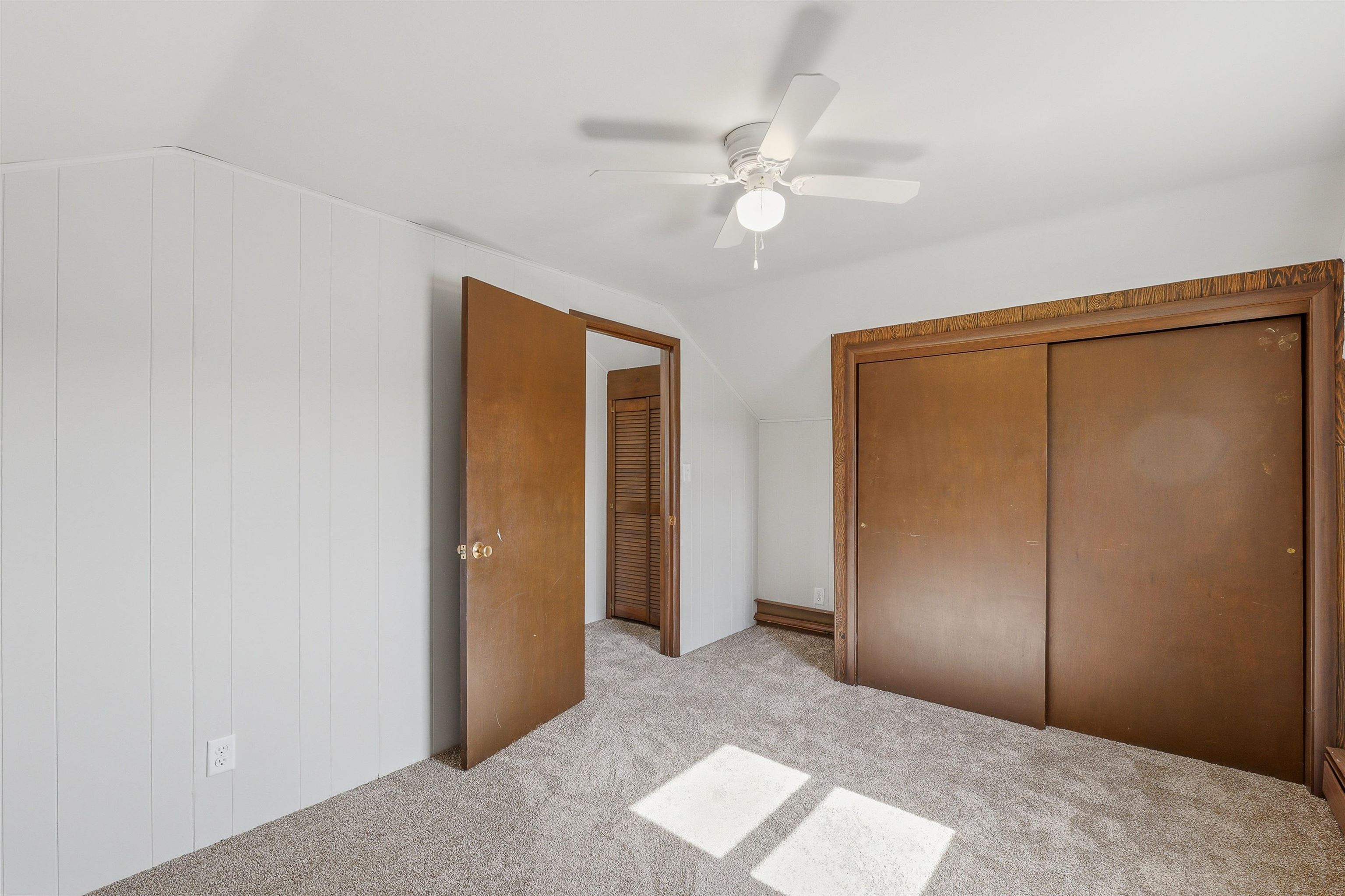 370 North Main Street Juneau, WI 53039 - Photo 14 of 26
