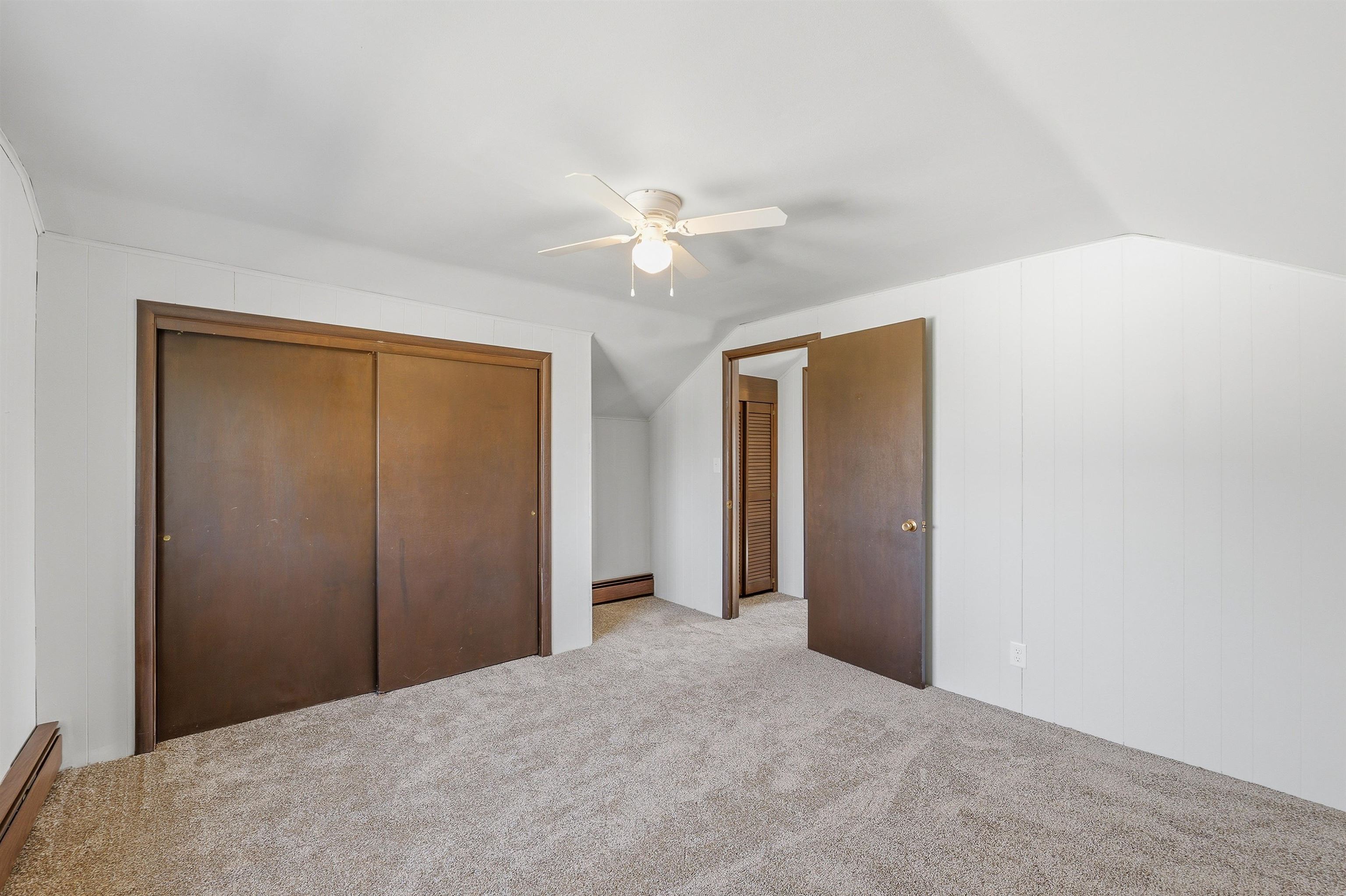370 North Main Street Juneau, WI 53039 - Photo 16 of 26