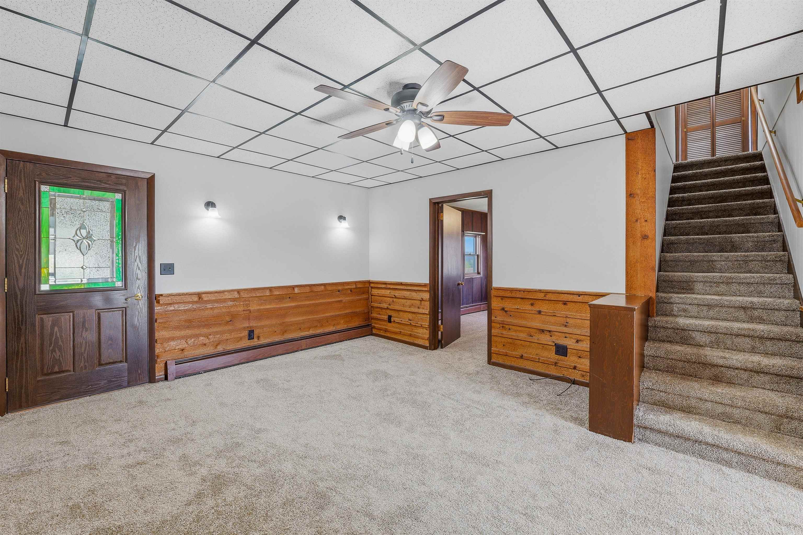 370 North Main Street Juneau, WI 53039 - Photo 8 of 26