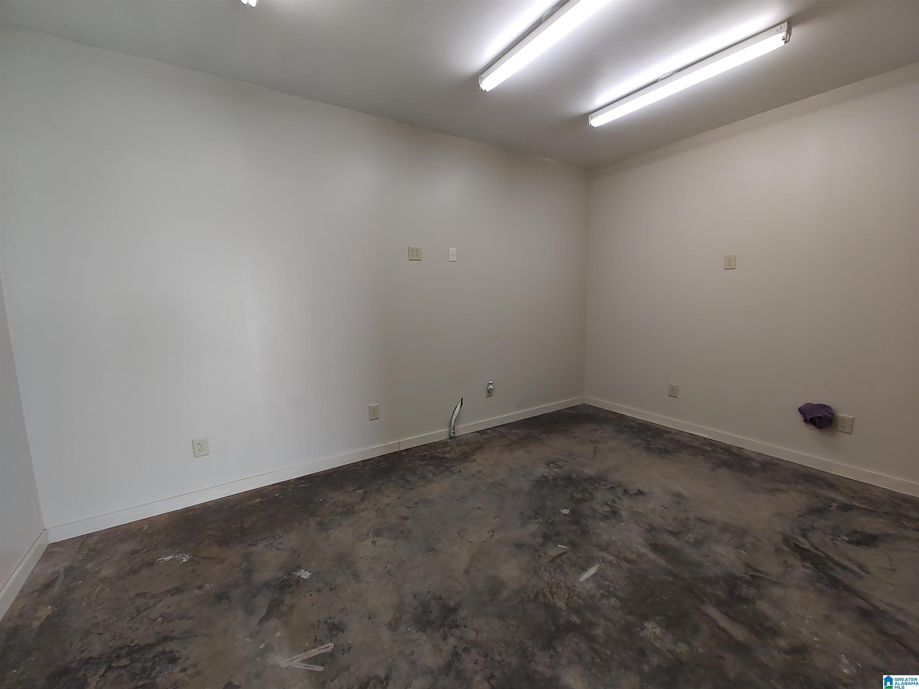 107 Virginia Drive Bessemer, AL 35023 - Photo 30 of 37