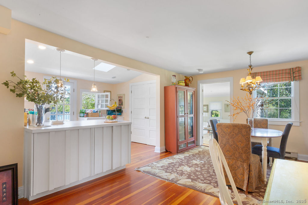 153 Middle Beach Road Madison, CT 06443 - Photo 12 of 37