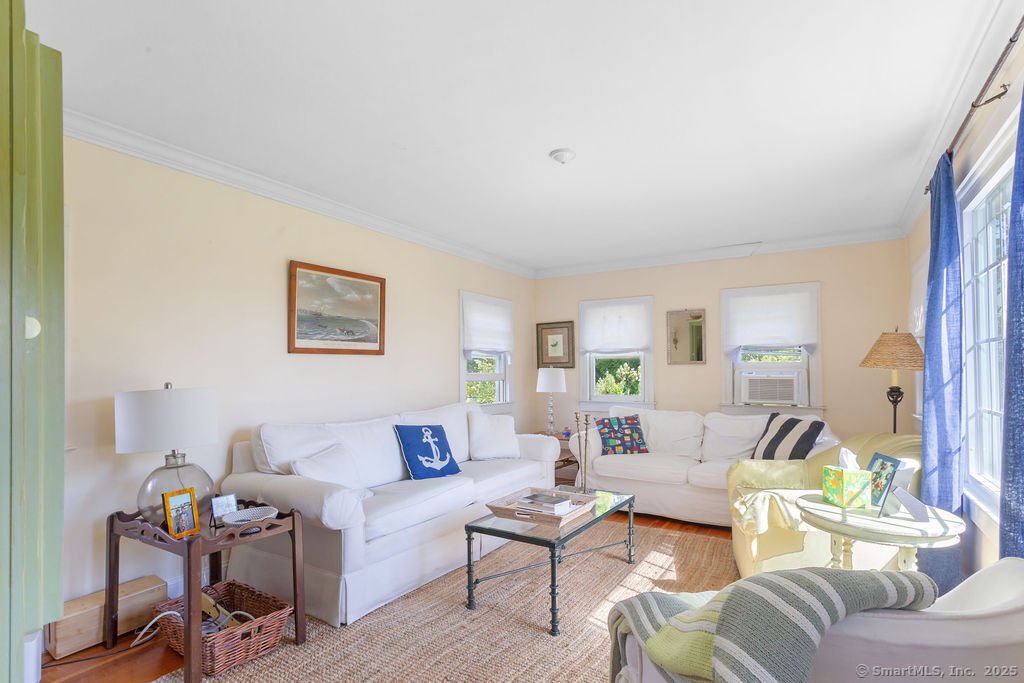 153 Middle Beach Road Madison, CT 06443 - Photo 15 of 37