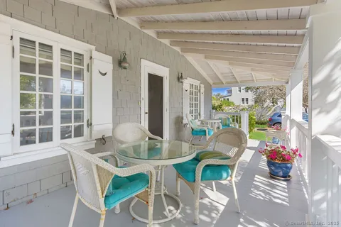 $2,400,000 | 153 Middle Beach Road, Madison, CT 06443