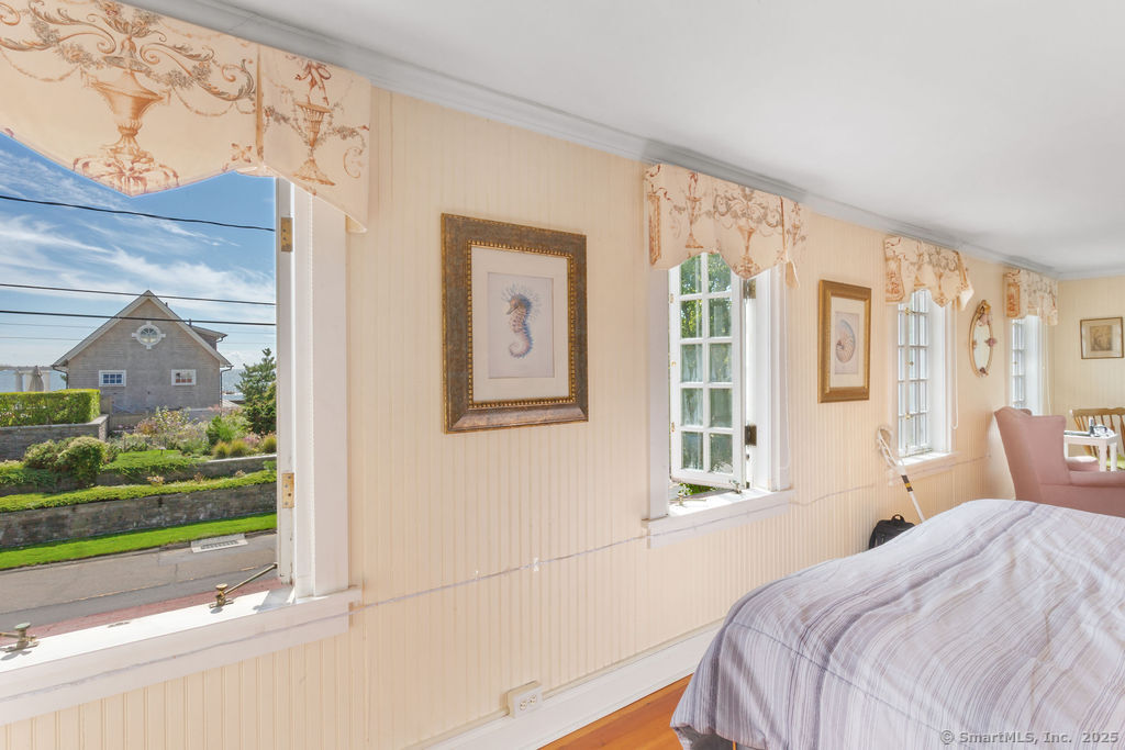 153 Middle Beach Road Madison, CT 06443 - Photo 21 of 37