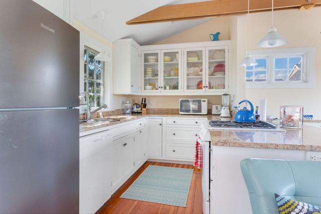 $2,400,000 | 153 Middle Beach Road, Madison, CT 06443