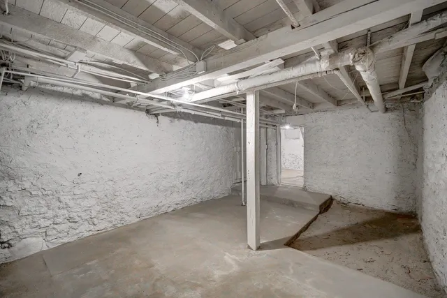 $275,000 | 903 West Conger Street, Whitewater, WI 53190