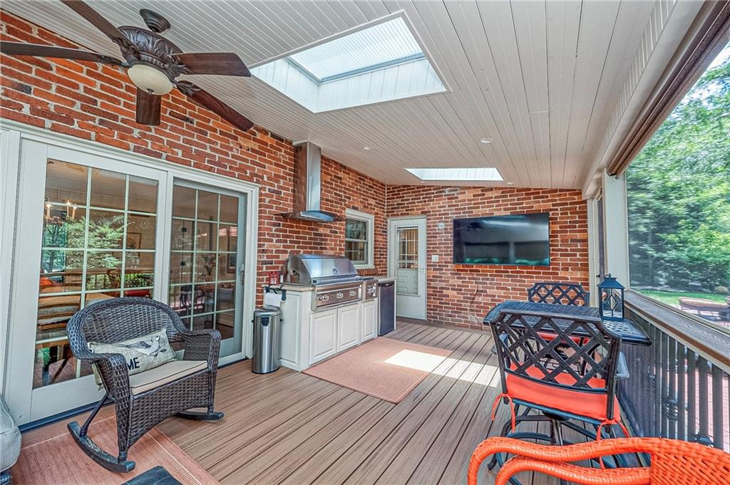 310 Wildberry Road Pittsburgh, PA 15238 - Photo 15 of 45