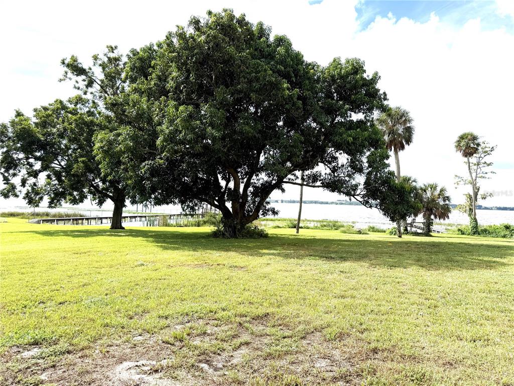 823 North Lake Reedy Boulevard Frostproof, FL 33843 - Photo 33 of 42