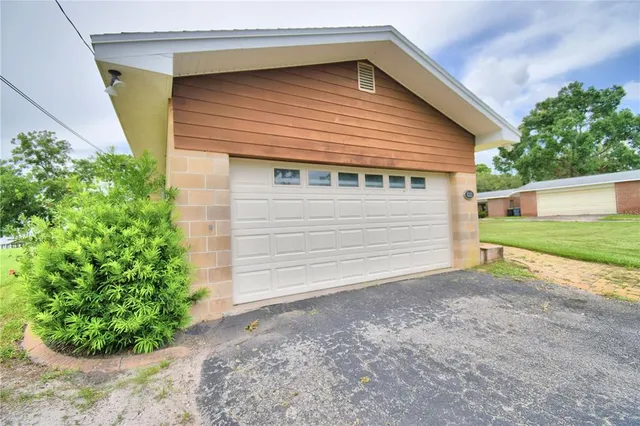 $485,000 | 823 North Lake Reedy Boulevard, Frostproof, FL 33843