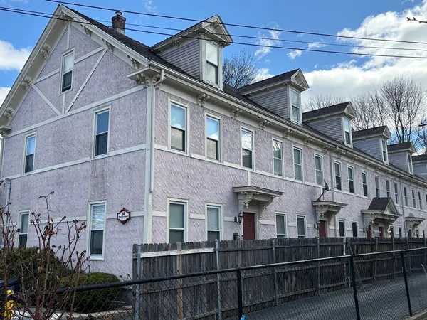 $449,000 | 68 Elm Street, Unit B, Marlborough, MA 01752