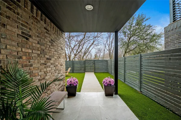 $649,900 | 5002 Pecan Springs Road, Unit 8, Austin, TX 78723
