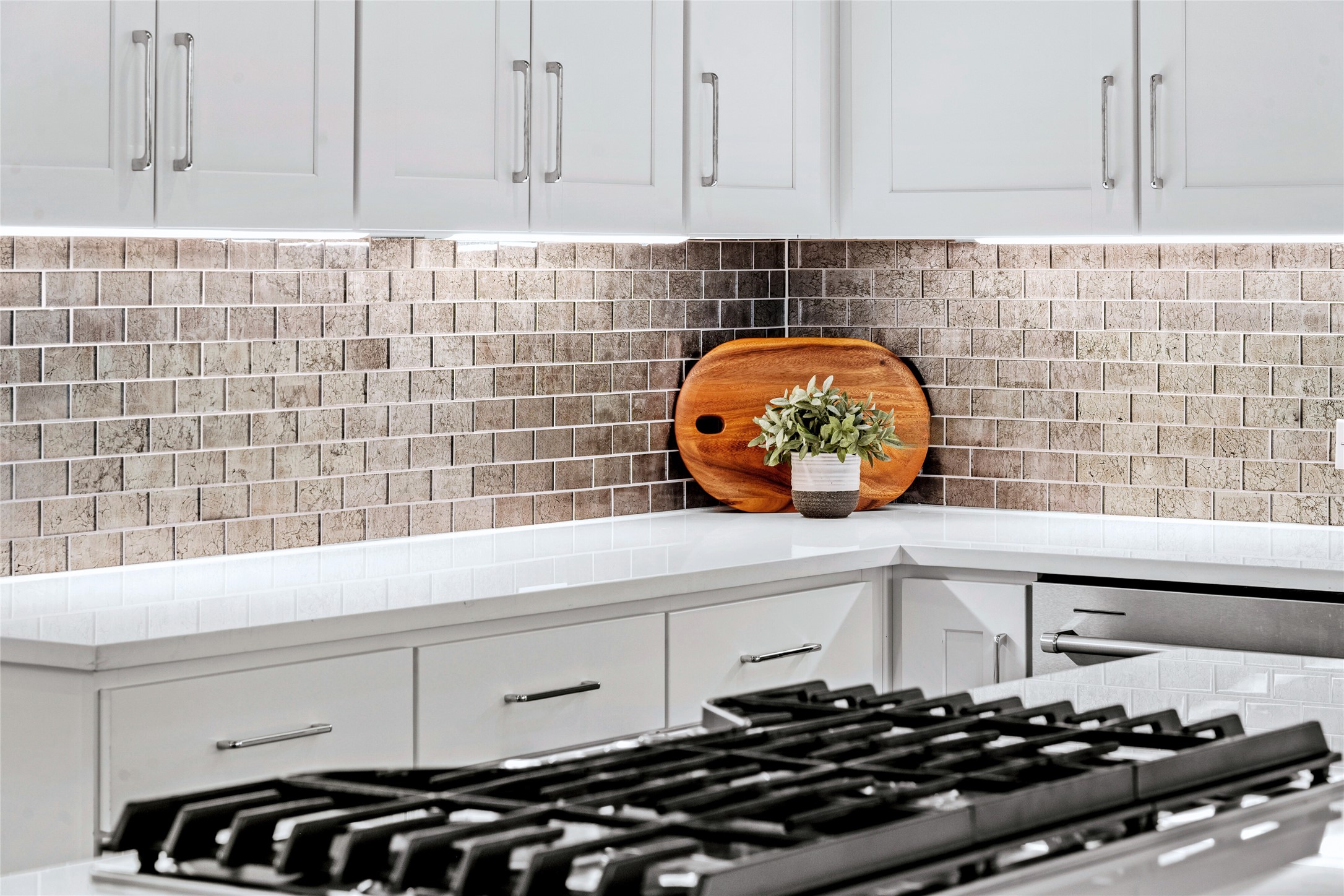 5002 Pecan Springs Road, Unit 8 Austin, TX 78723 - Photo 16 of 35 Convenient Gas Cooking