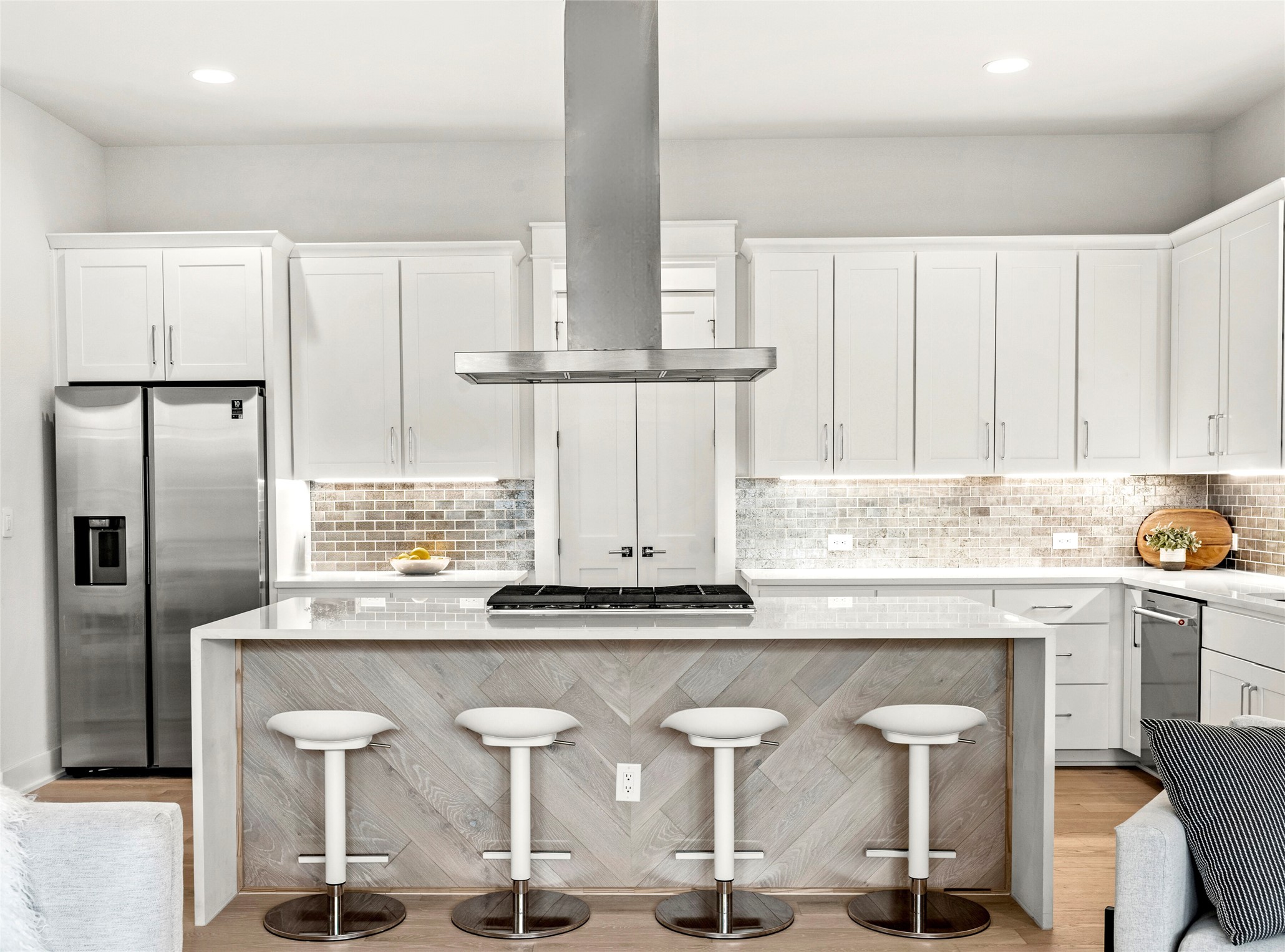 5002 Pecan Springs Road, Unit 8 Austin, TX 78723 - Photo 4 of 35 Luxury Eat-In Kitchen