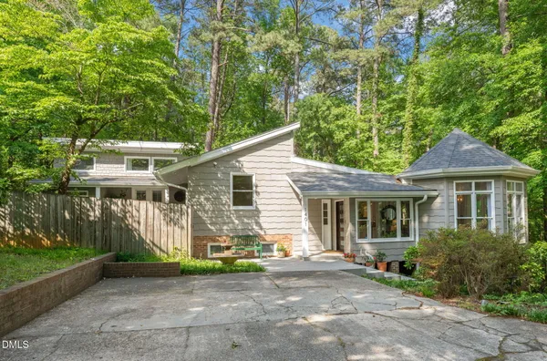 $995,000 | 1401 Trinity Circle, Raleigh, NC 27607