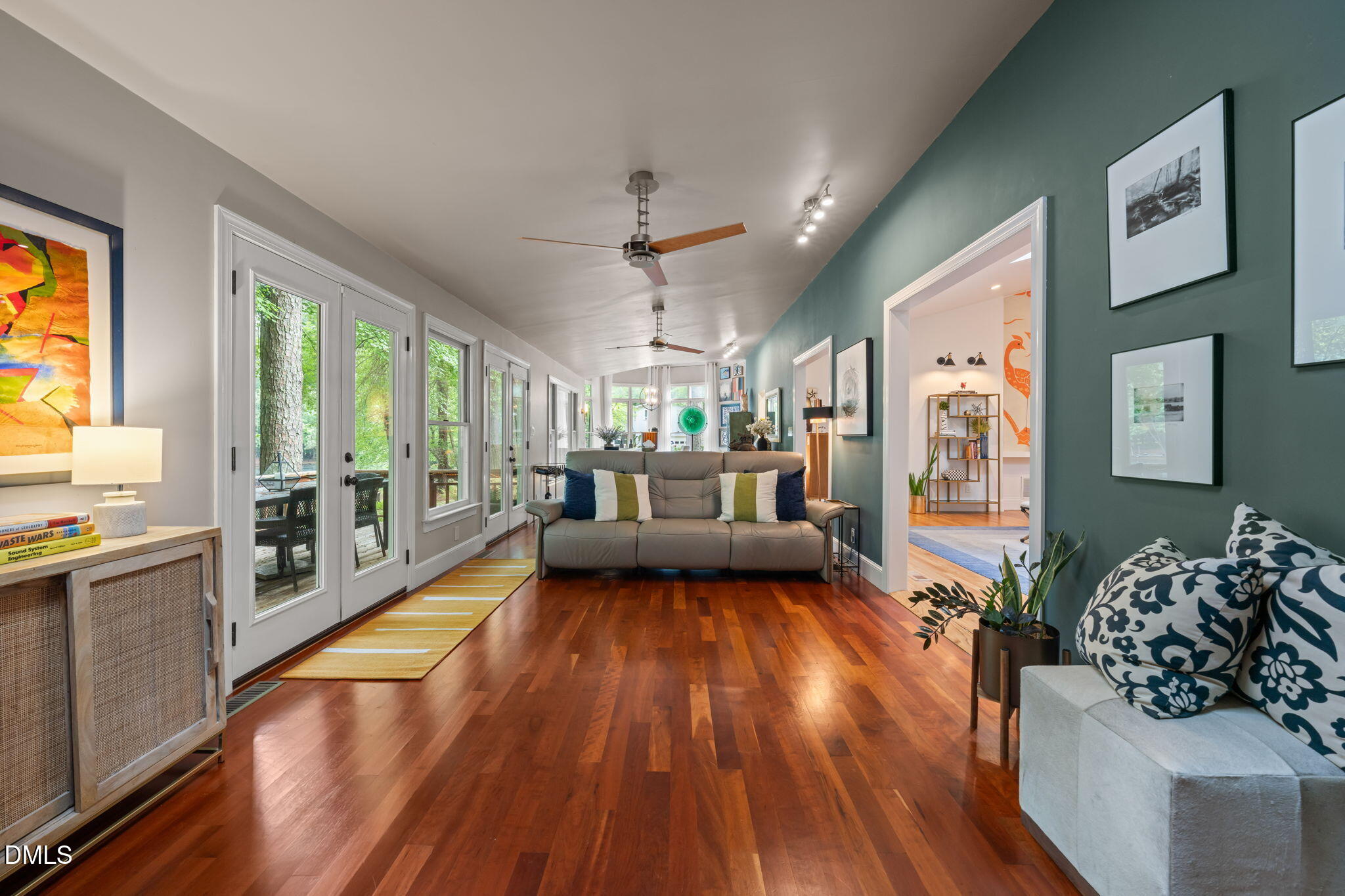 1401 Trinity Circle Raleigh, NC 27607 - Photo 14 of 73 Living/Entertainment Room