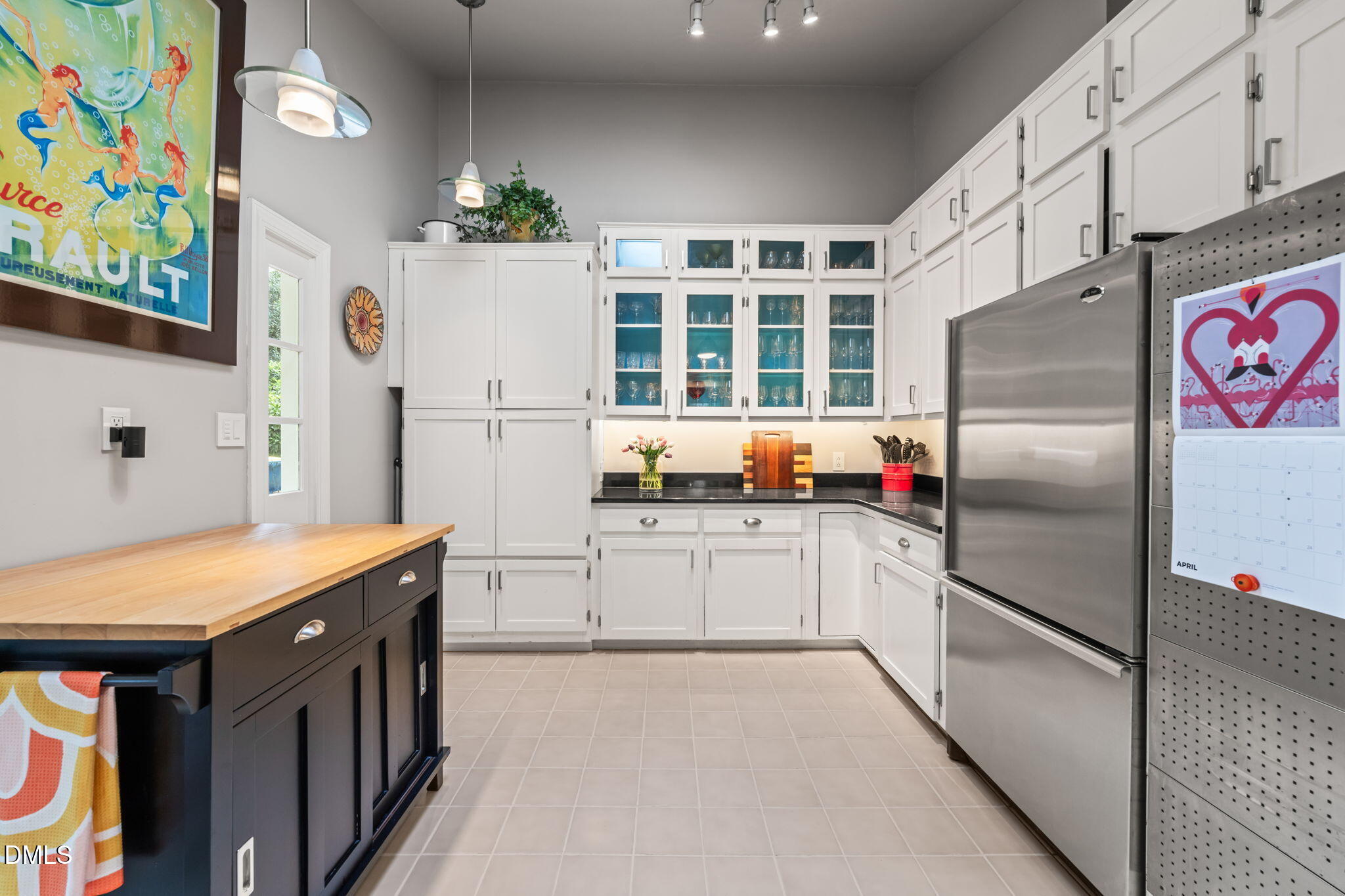 1401 Trinity Circle Raleigh, NC 27607 - Photo 21 of 73 Kitchen