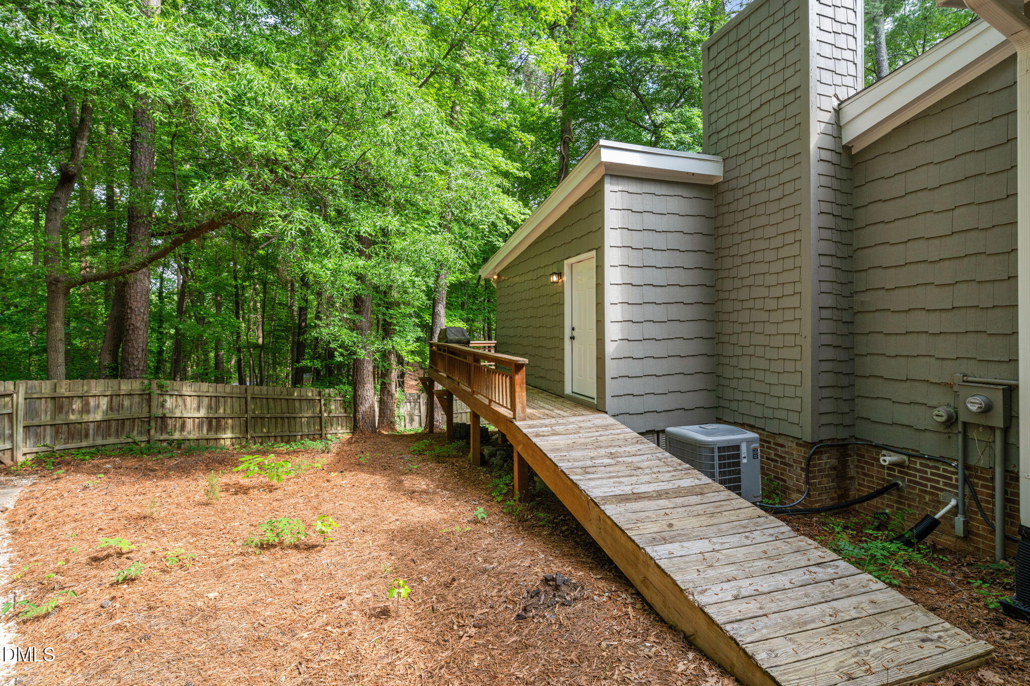 1401 Trinity Circle Raleigh, NC 27607 - Photo 51 of 73 Back