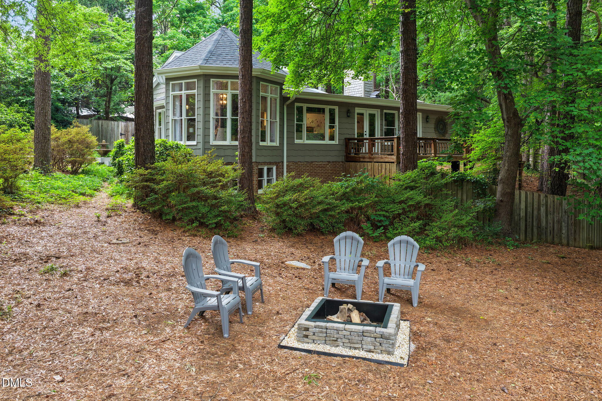 1401 Trinity Circle Raleigh, NC 27607 - Photo 55 of 73 Firepit