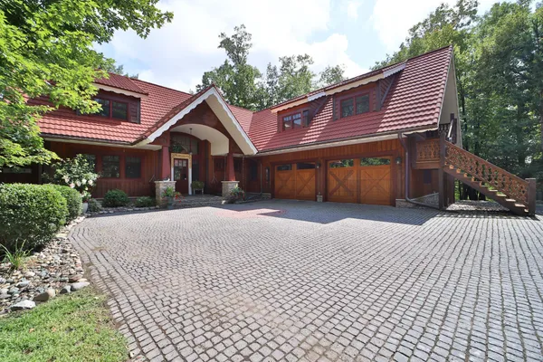 $2,450,000 | 7996 Bass Lake Road, Lake Shore, MN 56468