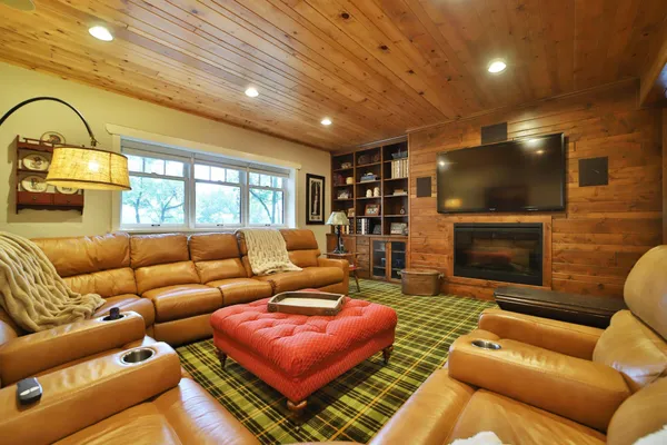 $2,450,000 | 7996 Bass Lake Road, Lake Shore, MN 56468