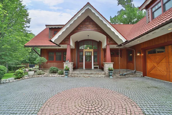 $2,450,000 | 7996 Bass Lake Road, Lake Shore, MN 56468