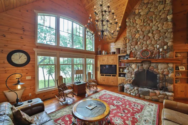 $2,450,000 | 7996 Bass Lake Road, Lake Shore, MN 56468