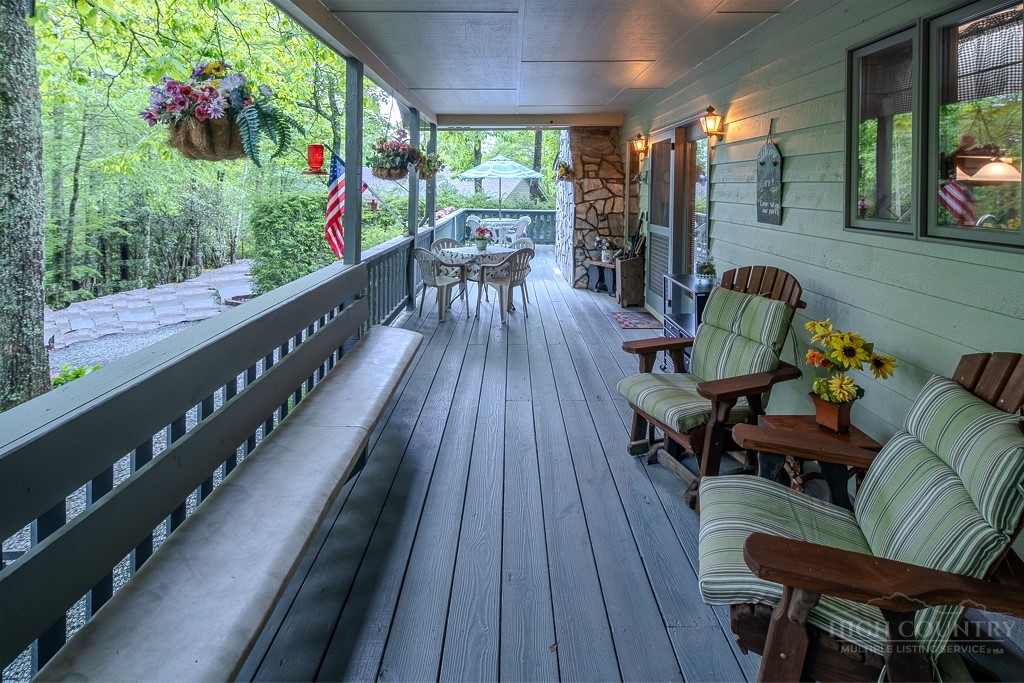 124 Laurel Brook Road Newland, NC 28657 - Photo 8 of 49