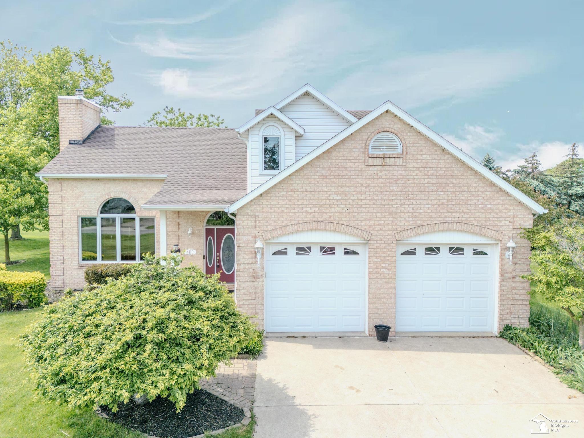 4119 Brest Road Newport, MI 48166 - Photo 3 of 76 50143307-d93bc0e5-0c99-4e5e-927a-59a3d8325775.JPG