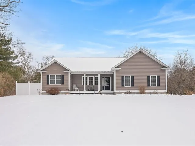 $995,000 | 12 Hillside Drive, Charlestown, RI 02813