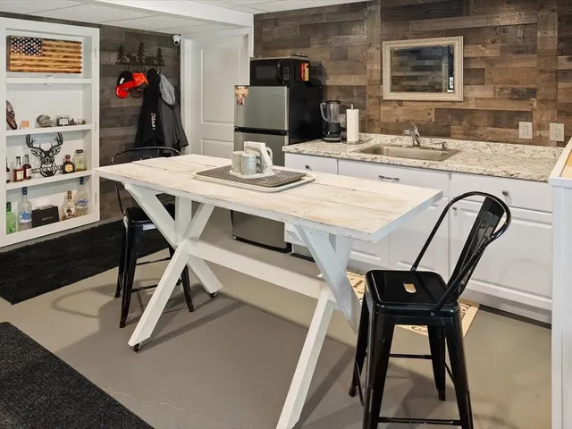 $995,000 | 12 Hillside Drive, Charlestown, RI 02813