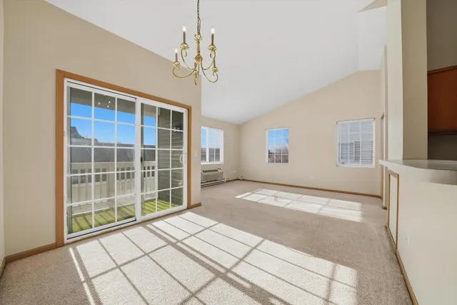 $235,000 | 417 Silverstone Drive, Unit 417, Carpentersville, IL 60110