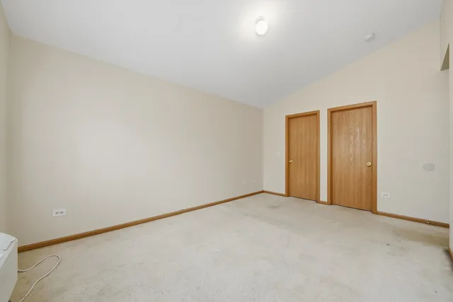 $235,000 | 417 Silverstone Drive, Unit 417, Carpentersville, IL 60110